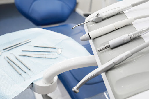 تعمیرات تجهیزات دندانپزشکی